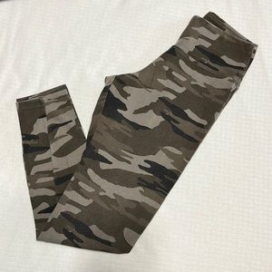 Express Camouflage Stretchy Leggings